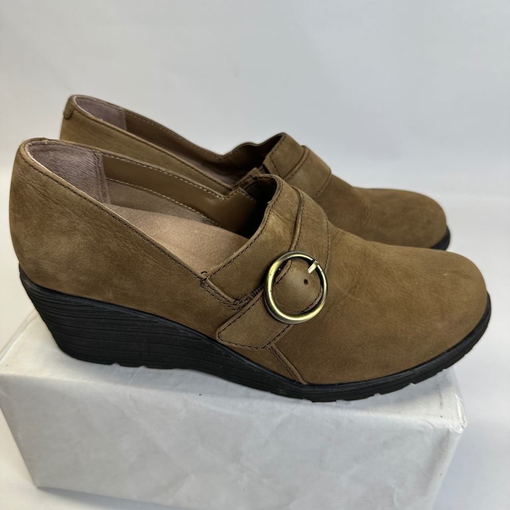 Dansko Brown Nubuck Leather Wedge Monk Strap Buckle Pumps Shoes Size 38 7.5-8